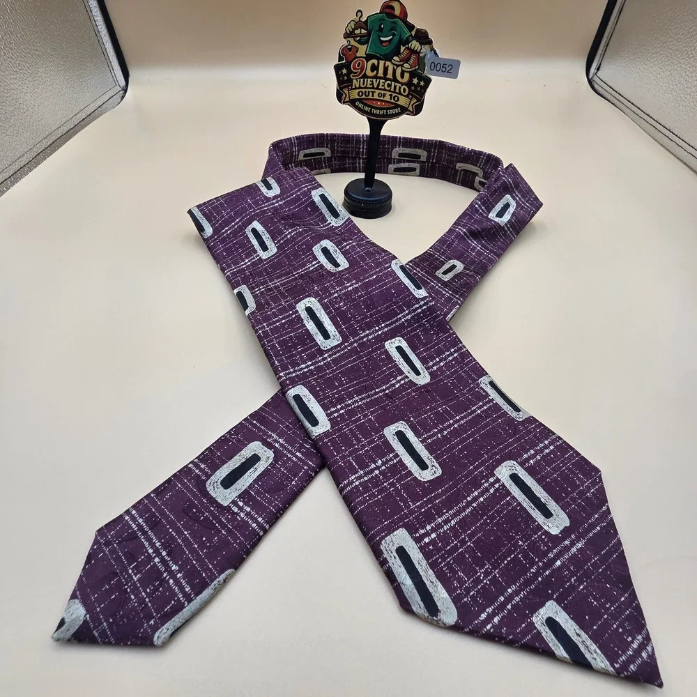 Vintage Bolgheri Italy Silk Tie Mens Purple Geometric Oval Pattern Silk Necktie